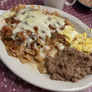 Chilaquiles con pollo