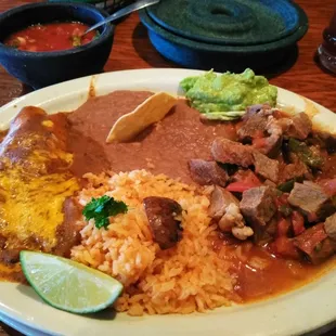 Guisadas watery, not what I'm used too. Beans and rice are decent. Flour tortillas are rubbery..store bought, fresh is best. I'll be back