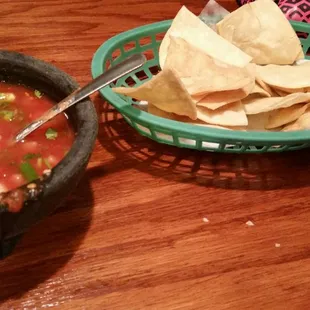 Chios&amp;salsa #Yummi