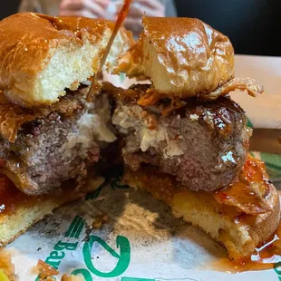 Wonton Burger with Cream Cheese