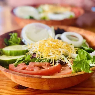 LOVE LOVE LOVE the super fresh Side salads here. They slay it always :)...