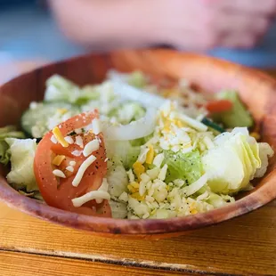 Love the side Salad here :)'