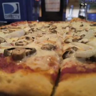 a mushroom and cheese pizza