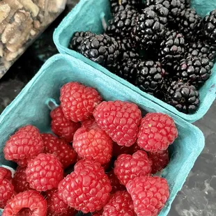 These raspberries and blackberries are divine! 7/7/23