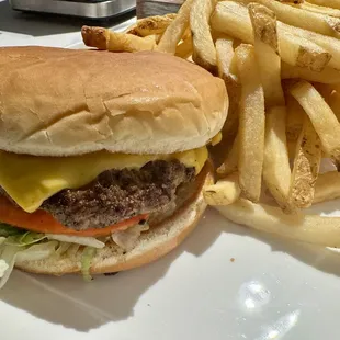 Jalapeno Cheeseburger with Fries