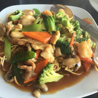 Dan's Special Pan-Fried Noodles