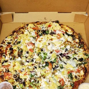 This is a Garden Pizza on a thin wheat crust, with added chicken and pineapples.  BEST PIZZA EVER!!!!!! Absolutely delicious  Loved it!!!