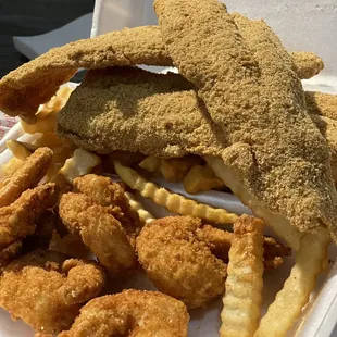 Dan's Seafood & Chicken