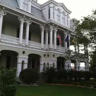 Profile of the house in all it's grandiose fair