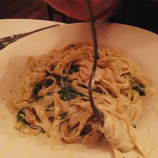 Fettuccini Alfredo