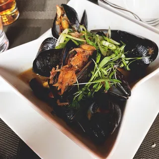 Hong Kong Style Mussels