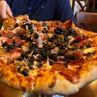 Medium Tahoe Pizza