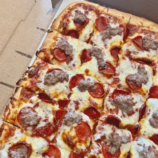 food, pizza