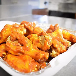 food, bbq wings, fried chicken wings, chicken wings and fried chicken, poultry, chicken wings, chicken, bbq chicken, fried chicken