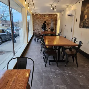 a view of the outside of a restaurant