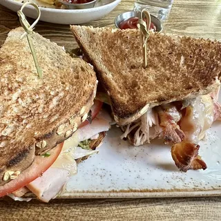 Smoked Turkey Sandwich