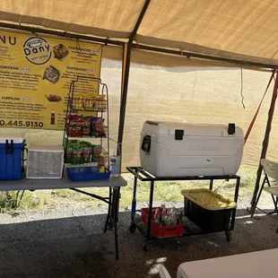 Condiments and drinks