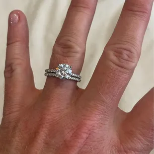 The lighting could be better but it is perfection. Thank you Danz for making my ring glitzy yet again!