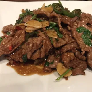 B9. Stir-Fried Lamb