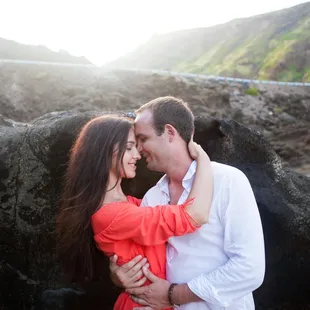 The sun wasn't the only thing glowing! This newly engaged couple was radiating happiness during their engagement photo sessio...