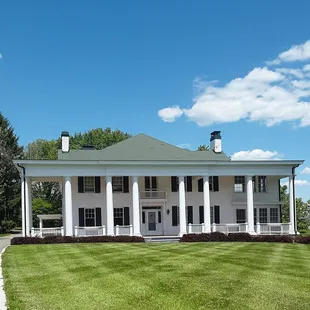 Darby Manor