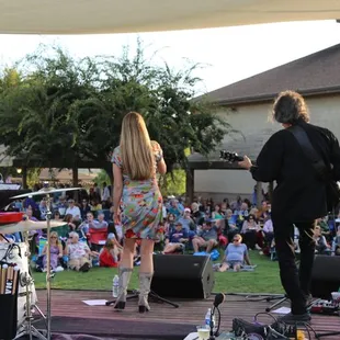 Shana Morrison performs live at Darcie Kent Vineyards as part of our 2017 Summer Concert Series