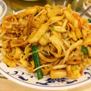 3 Flavor Homemade Chow Mein