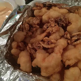 Shrimps with Walnuts