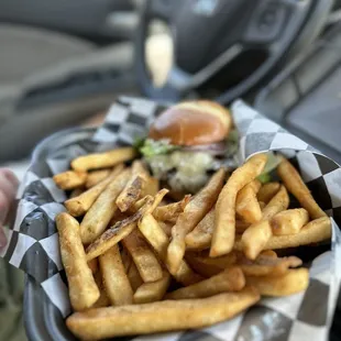 Dare Deli & Steamhouse