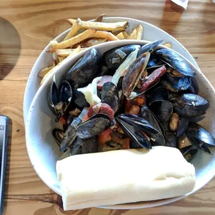 Beer Steamed Mussels
