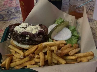 Pearl Street Pub and Cellar