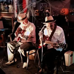 Legendary Bluesman Ron Thompson sitting in with Rob Briesch.  Dark Horse Halloween.Blues & Booze is every Saturday 4-7,No Cover.