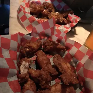 chicken wings, poultry, food, chicken, bbq wings, fried chicken wings, bbq chicken, chicken wings and fried chicken, fried chicken