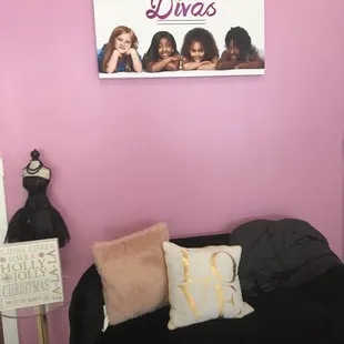 Adorable space for the girls