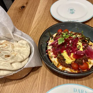 Lamb Ragu Hummus / Pita