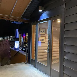 the entrance to the restaurant