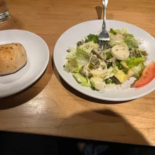 801 salad and bread