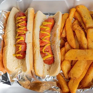 Beef hot dogs with fries