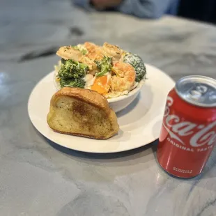 Bow tie bowl with shrimp and garlic bread!!