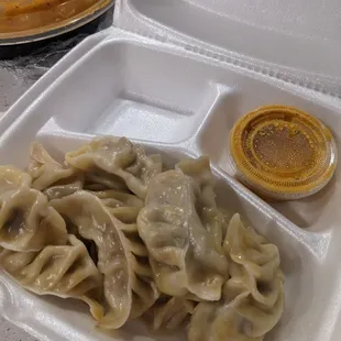 Momos