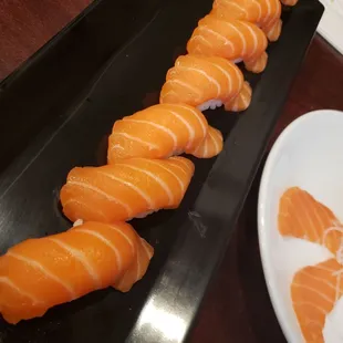 Salmon sushi