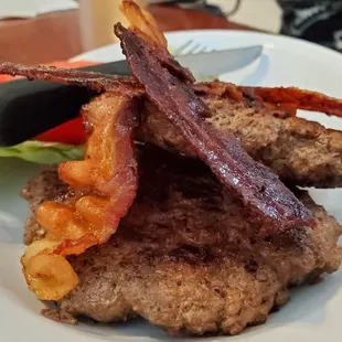 Double bacon burger no bun