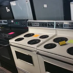 Electric stoves 1yr labor warranty