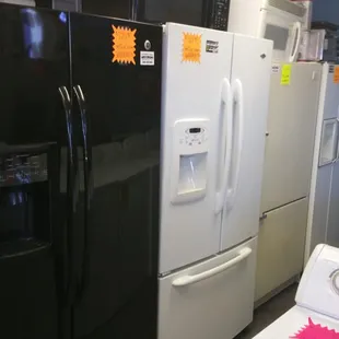 Refrigerators 1yr labor warranty