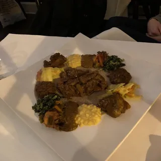 Das Combination Vegetarian Entree Sampler