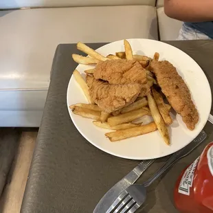 Kids meal chicken strips and fries