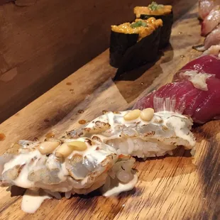 A la carte nigiri - blue shrimps