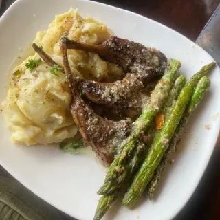 Lamb Chops w/mashed potatoes & asparagus (no substitutions)