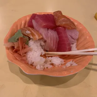 Chirashi Donburi