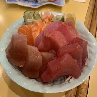 12 Piece Combo Sashimi